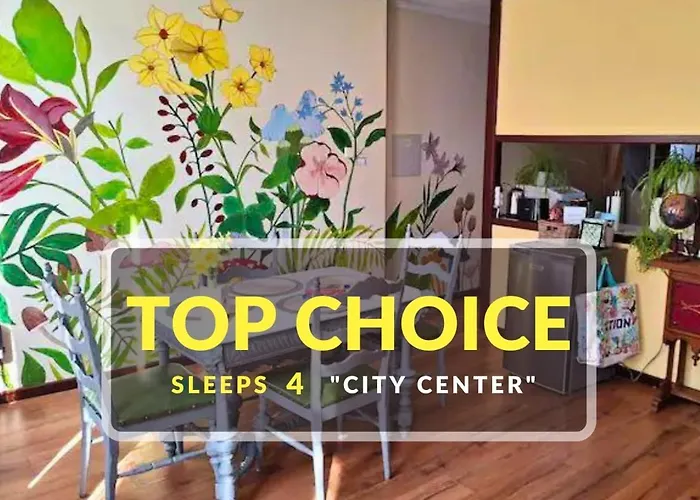 Charming 18Th Century Gem In The Heart Of Old Town